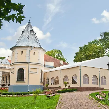 Rum i privatbostad Palac W Dlutowie Dlutowo